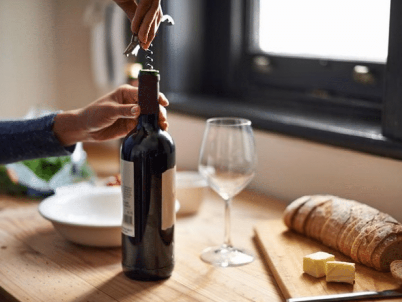 4 dicas de como abrir uma garrafa de vinho
