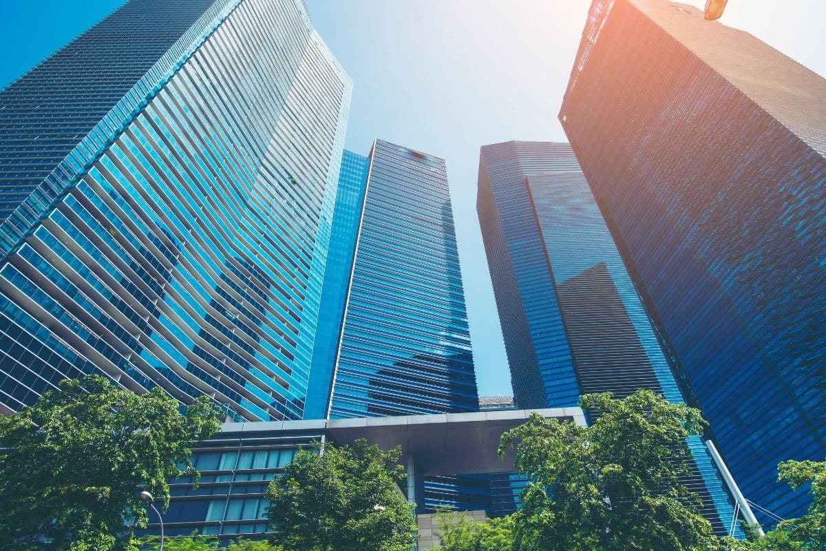 Edifícios inteligentes: 5 técnicas para maior eficiência energética. Edifícios inteligentes: 5 técnicas para maior eficiência energética.