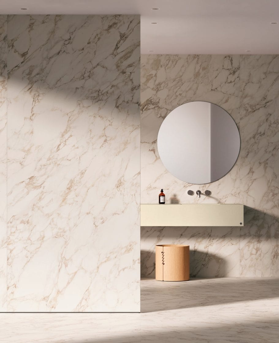 Porcelanato para banheiro com borda retificada torna limpeza mais simples (Projeto: Stholl Arquitetura)