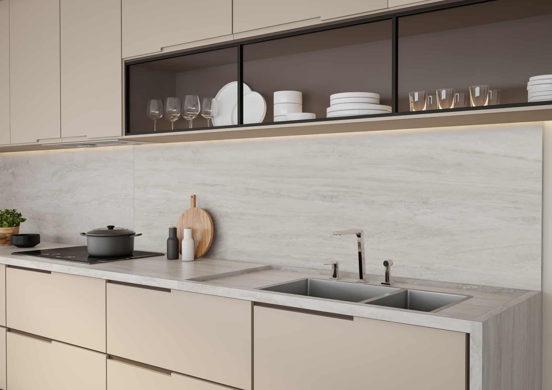 Bancada de cozinha executada em Travertino Navona Grigio (Projeto: Portobello)