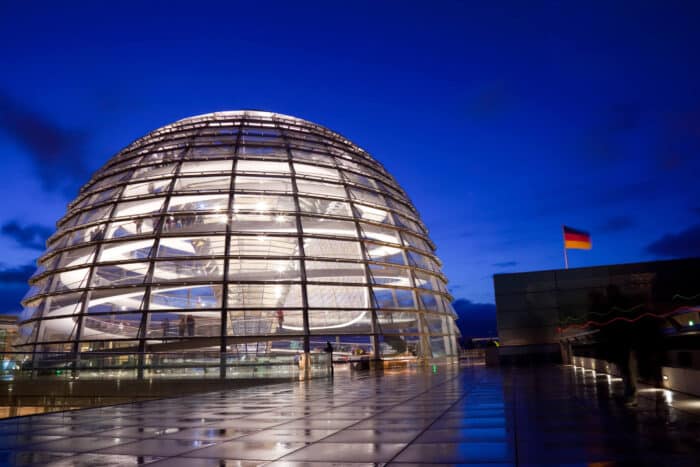 Cúpula do Reichstag, casa do parlamento alemão