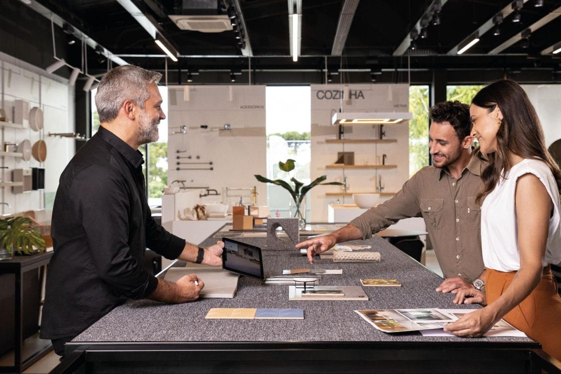 O profissional de arquitetura deve estar atento às necessidades e aos desejos do cliente (Foto: Portobello)