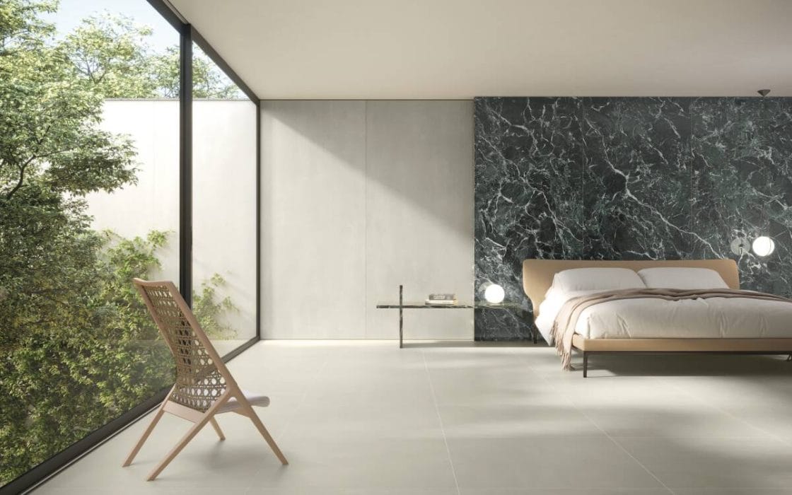 Material rústico, o concreto também tem reprodução em revestimentos cerâmicos, como o porcelanato.