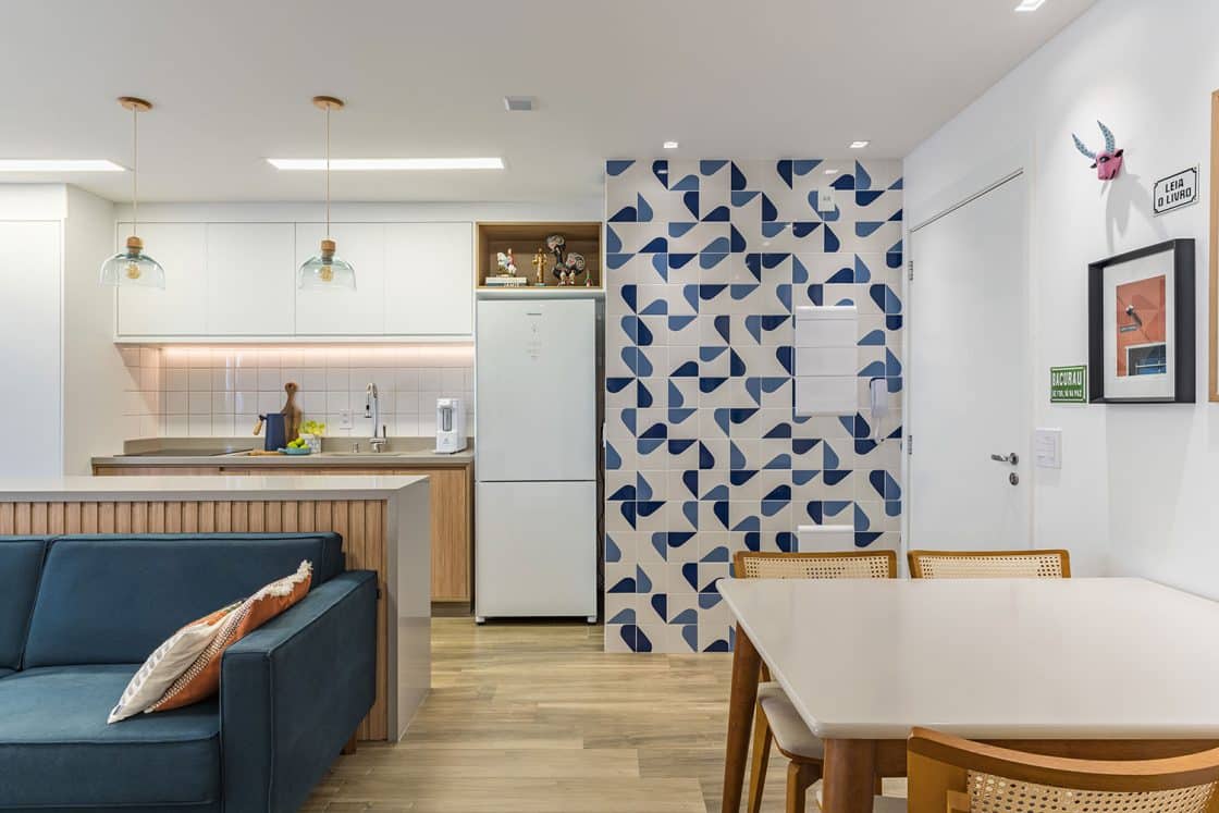 Diferentes fatores contribuem para a popularidade da decoração vintage, como a busca por aconchego e sustentabilidade (Projeto: Mayara Dotti)