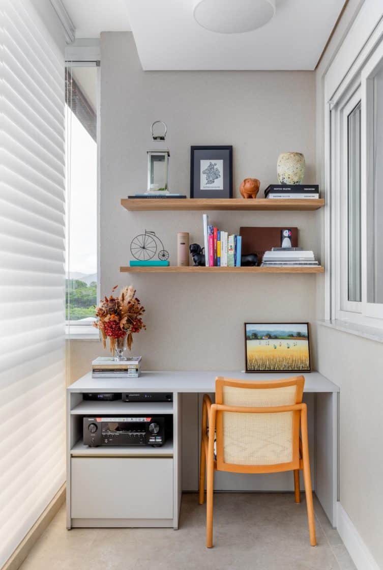 Conciliar conforto e trabalho produtivo é a chave para o sucesso no home office (Projeto: IK Studio)