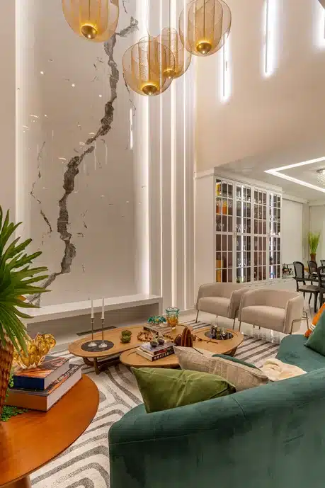 Porcelanato pode reproduzir vários materiais, como mármore (Projeto: Living VMG
