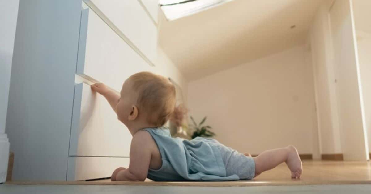 5 soluções criativas para deixar a casa segura para bebês.