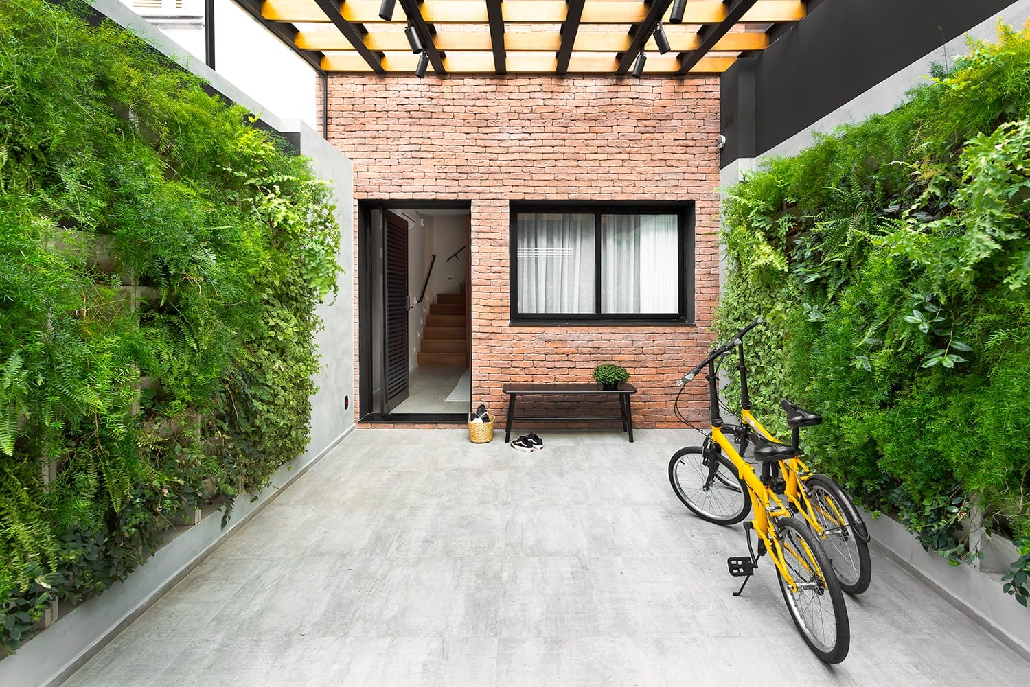 Casas pequenas são preferência de quem busca viver com menos (Projeto: Degradê Arquitetura e Interiores)